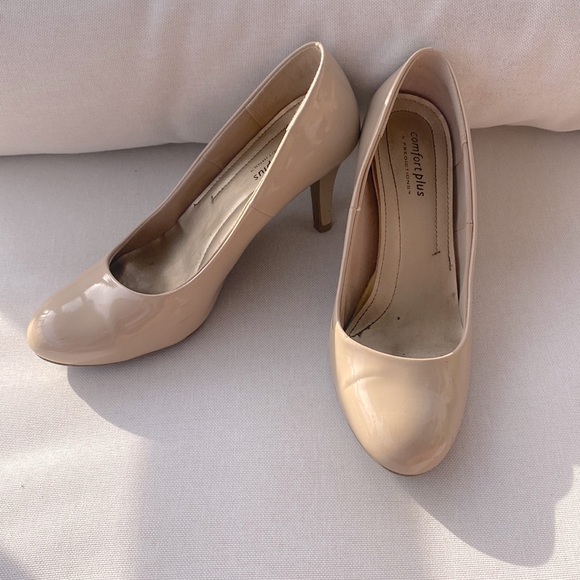 comfort plus by Predictions Shoes - Comfort plus nude heels